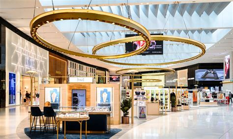 sydney airport international terminal stores